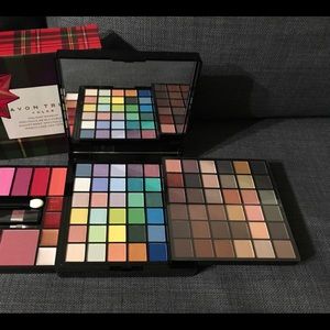 Avon true color holiday makeup all in one box New